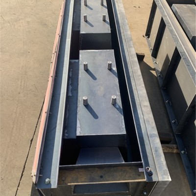 階梯式擋土墻模具 階梯式生態(tài)護(hù)坡模具 箱式生護(hù)坡模具 大進(jìn)模具廠