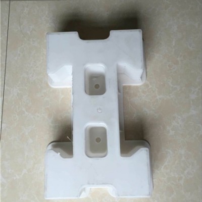 工字護(hù)坡模具-保定大進(jìn)模具廠擁有專業(yè)的加工團(tuán)隊(duì)