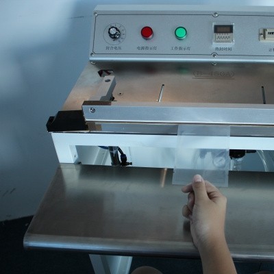 好消息:康定kbq-450q氣動腳踏封口機雙面加熱電餅鐺