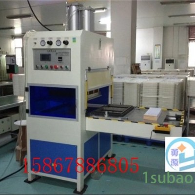 哪里的新款凹凸立体花纹面料压花机（安康资讯）