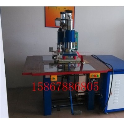 汽车塑胶脚垫热合机（深圳资讯）