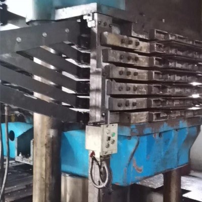 廣東二手翻新發泡機-二手翻新發泡機-達剛機械廠有售后服務