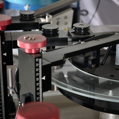 视觉检测系统，瑞科-检测多度宽度可变电容器视觉检测设备