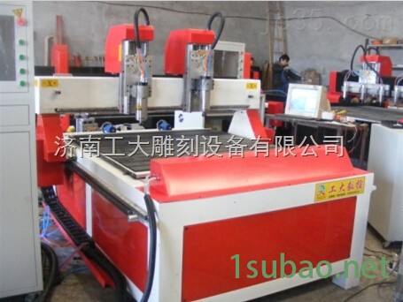 工大雕刻机工艺品雕刻机玉石雕刻机图3