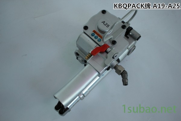 新闻:元江(LC-260)19MM气动打包机使用方式