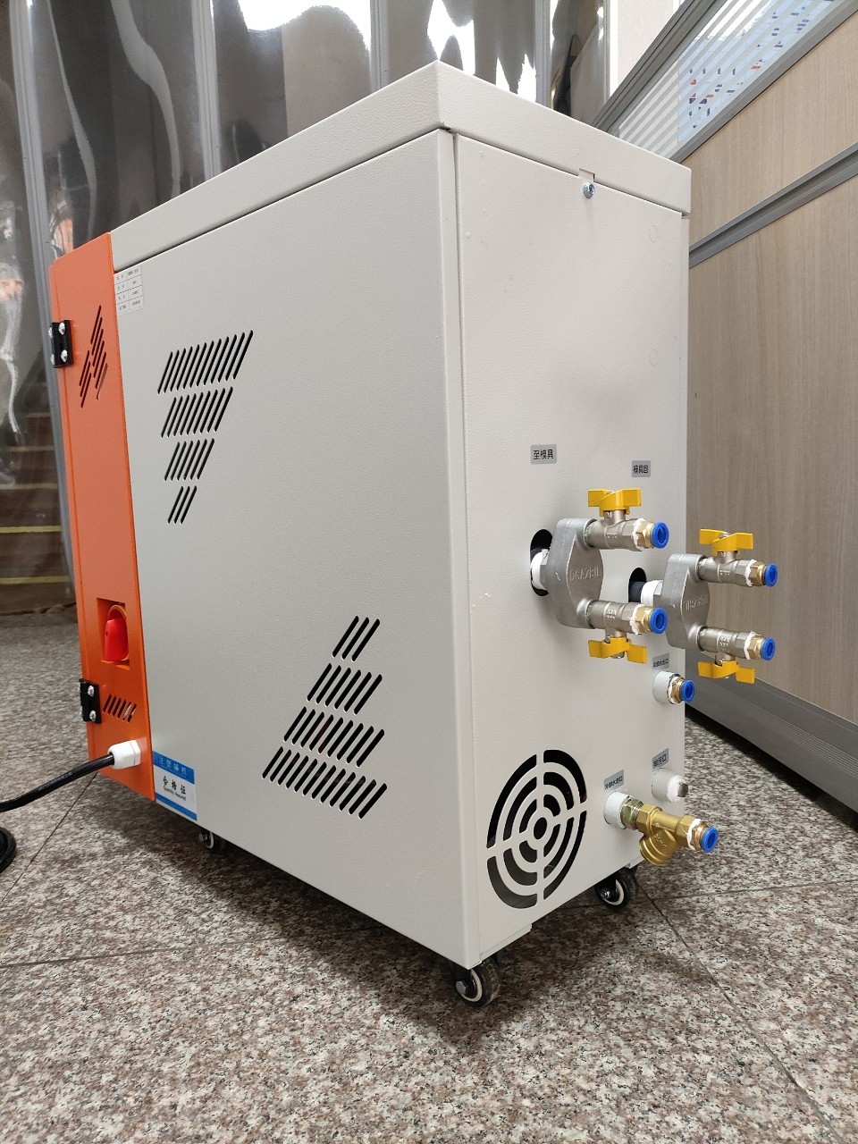 厂家直供9KW油式模具控温机工业油循环注塑恒温机图2