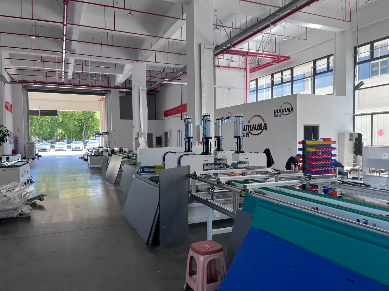 普睿玛六道折高速线日产能可到达800-1000套箱子图3