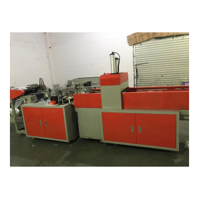 廠家供應(yīng)可降解四線冷切制袋機(jī)，免費安裝，免費培訓(xùn)