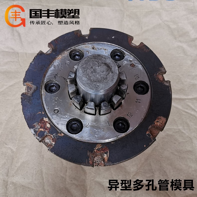 江阴PVC挤出模具厂 塑料异型材模具 PVC型材冷顶出模具 家电模具图3