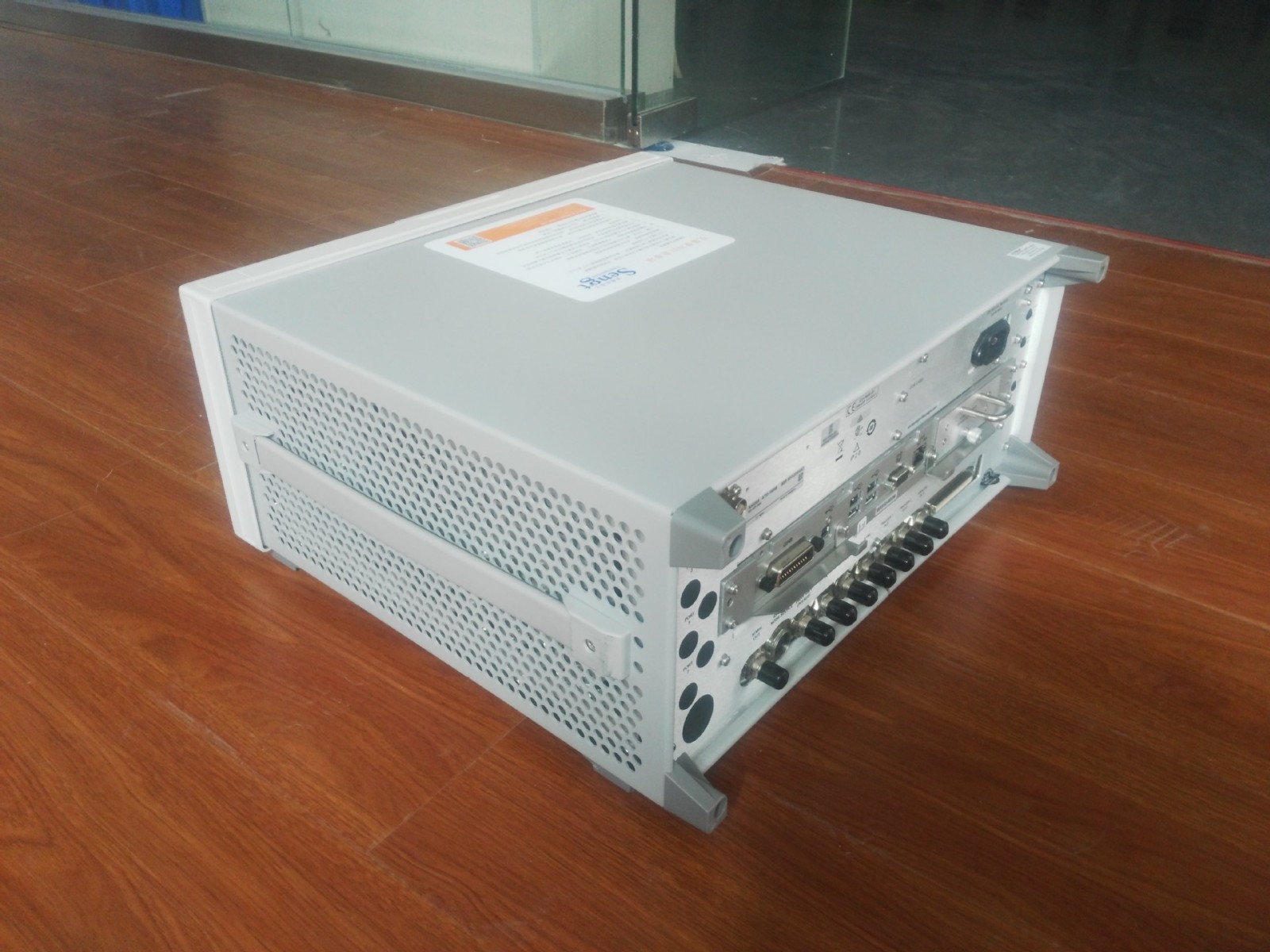 Agilent/安捷伦 E4447A 频谱分析仪 42.98 GHz进行EMI测量图4